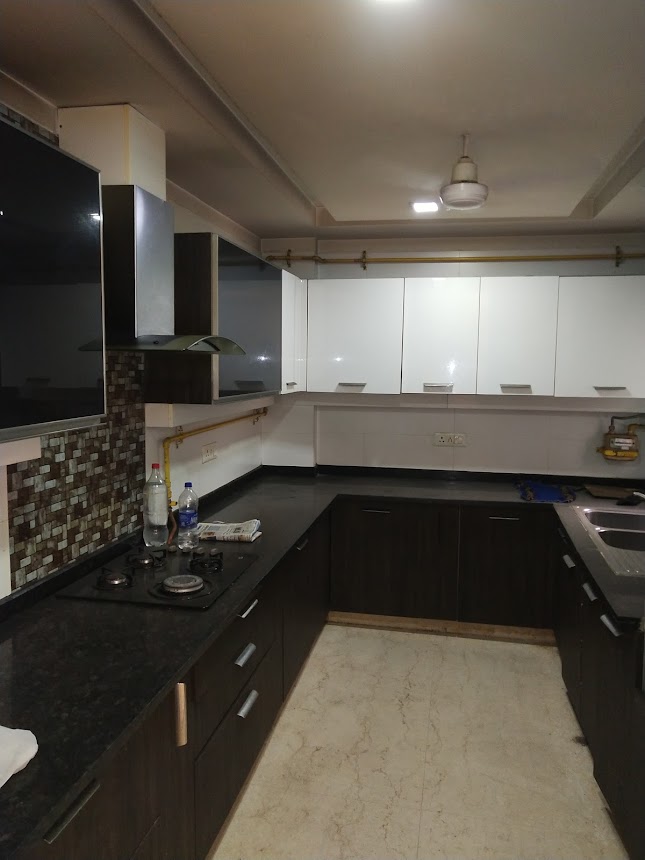 Builder Floor Available for Rent in Friends Colony West