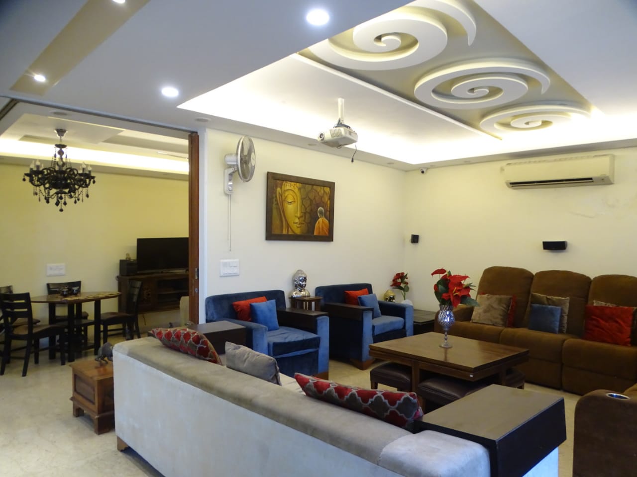 Builder Floor Available for Sale in New Friends Colony